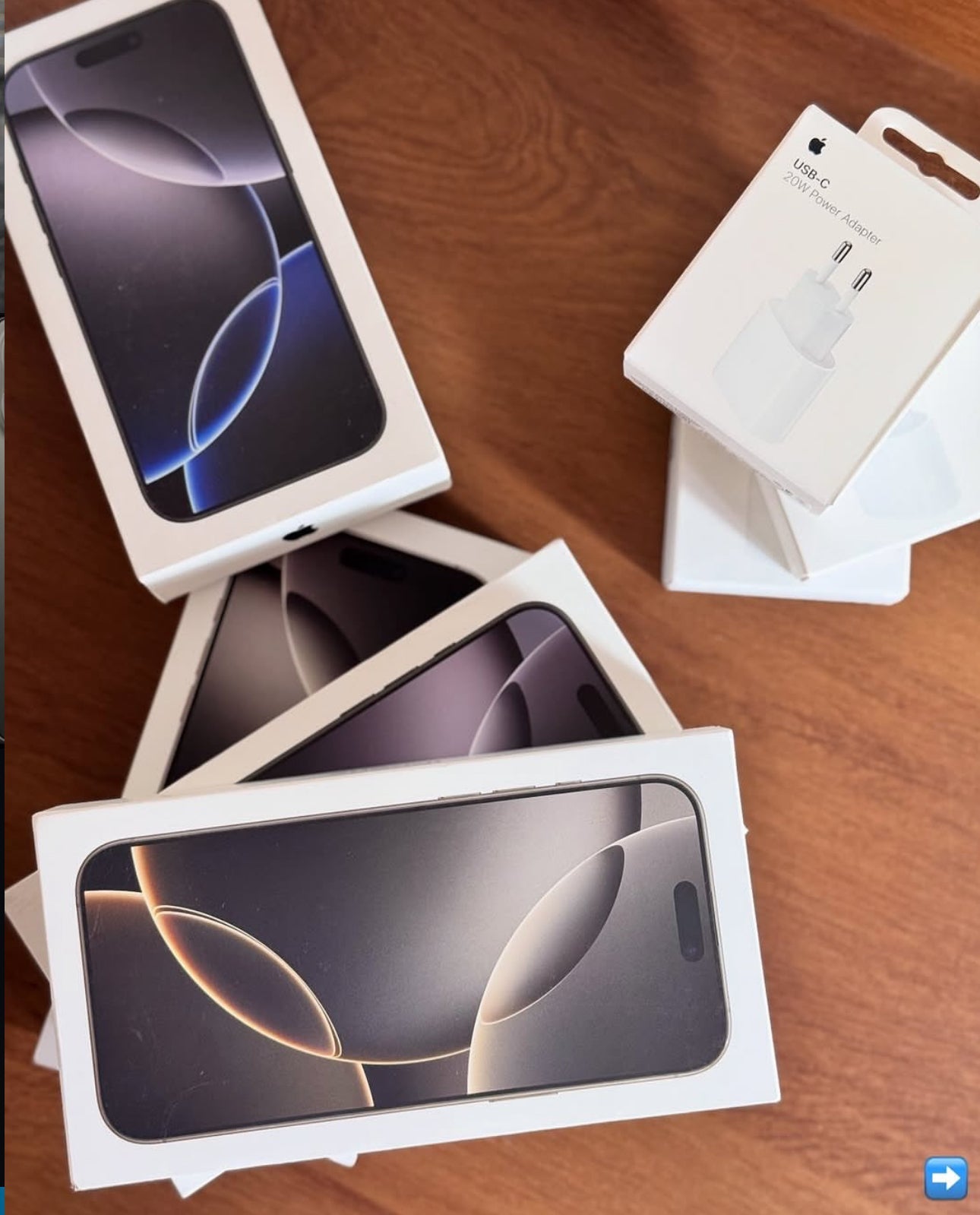SERIE DES IPHONES 16